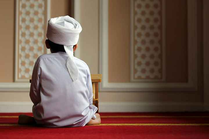 Doa-doa Ma'tsur yang Dibaca di Penghujung Shalat (Sebelum Salam)